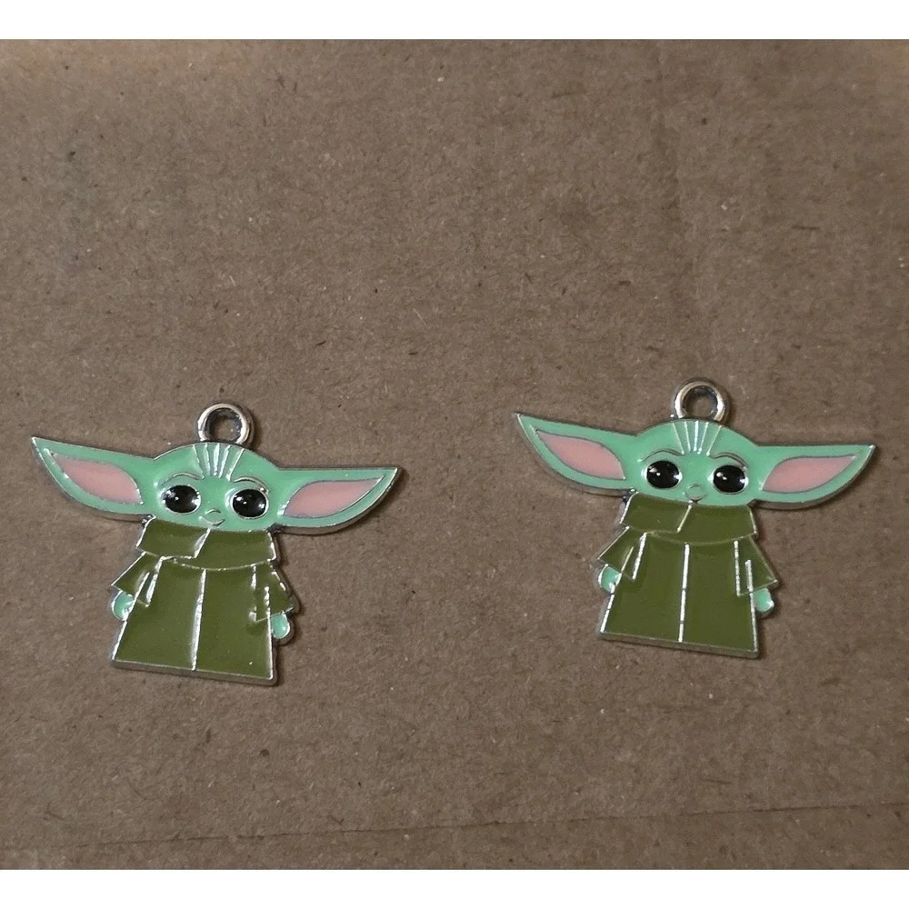 Grogu Baby Yoda Hook Earrings Star Wars Mandalorian Cute Green Alien Handmade